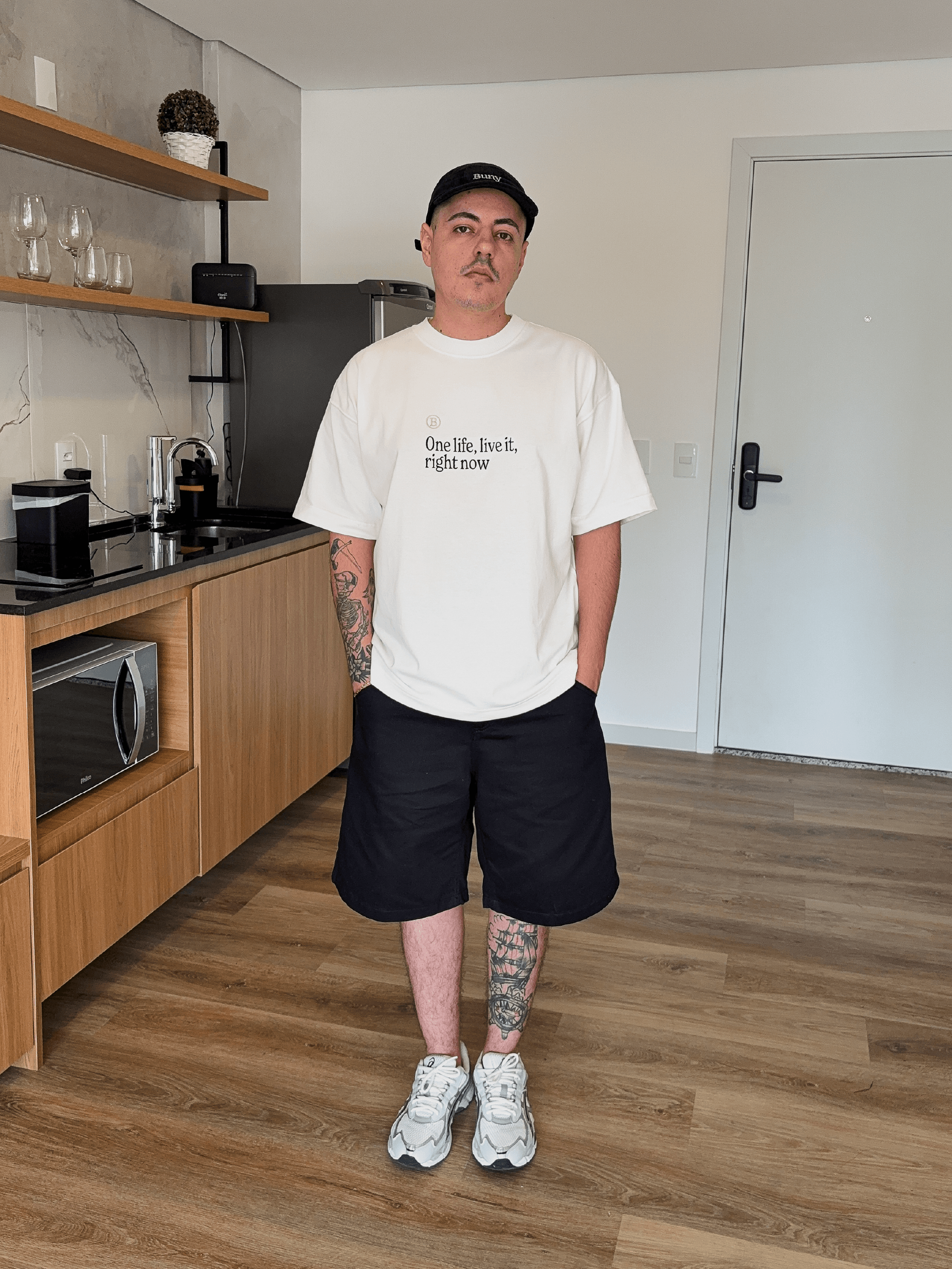 CAMISETA LIVE IT OFF WHITE